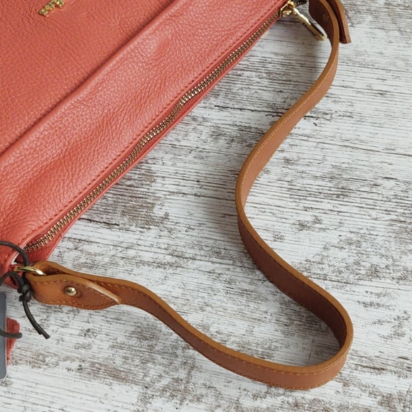 🟧NWT Valentina Coral Leather Crossbody - Picture 8 of 13